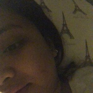 Meet your Posher, Claudine